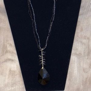 BLACK STONE NECKLACE